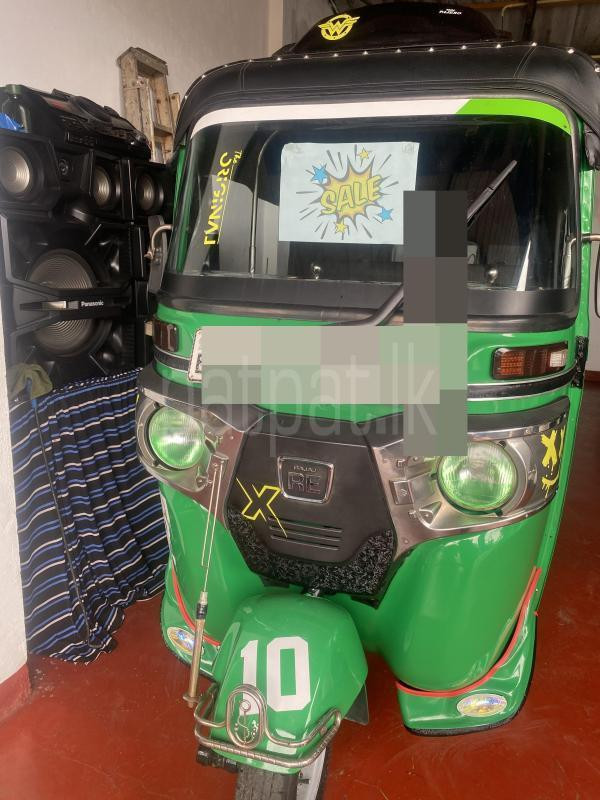 Bajaj Three Wheel 2014 - பயன்படுத்தப்பட்டது முச்சக்கர வண்டி sale in Sri Lanka - patpat.lk