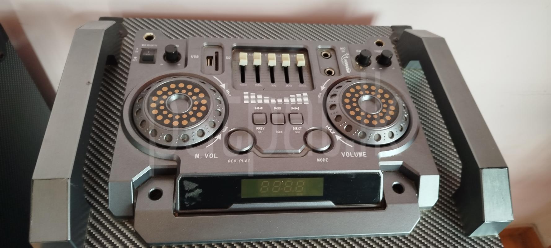 Advertisement image 3