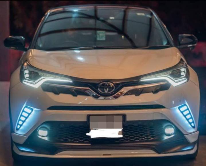 Toyota CHR 2018 ads-image-1