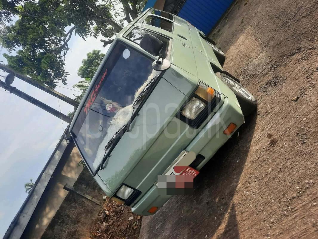 Mitsubishi L300 1980 - Used Van sale in Sri Lanka - patpat.lk