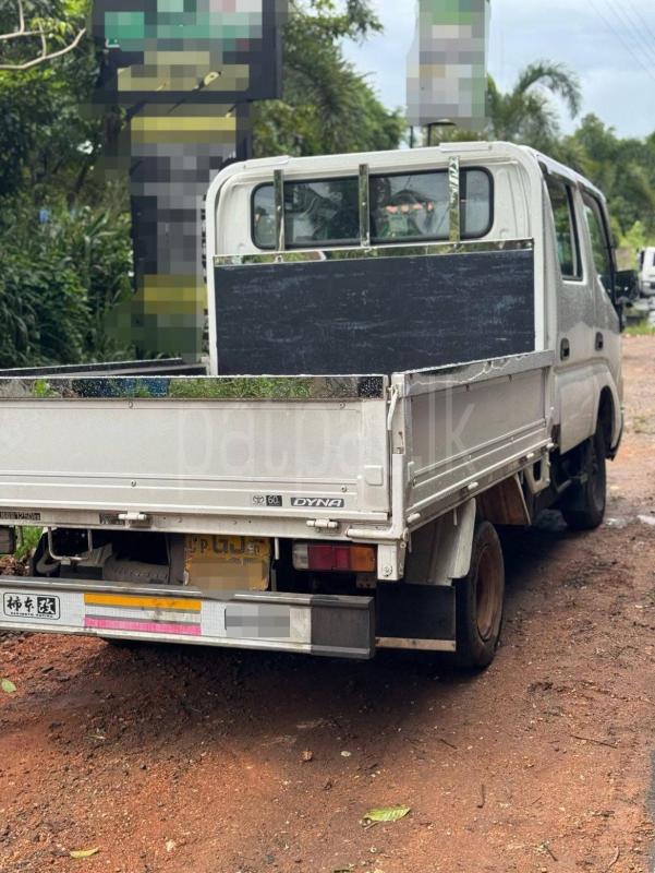 Toyota Dyna 1993 - பயன்படுத்தப்பட்டது டிரக் sale in Sri Lanka - patpat.lk