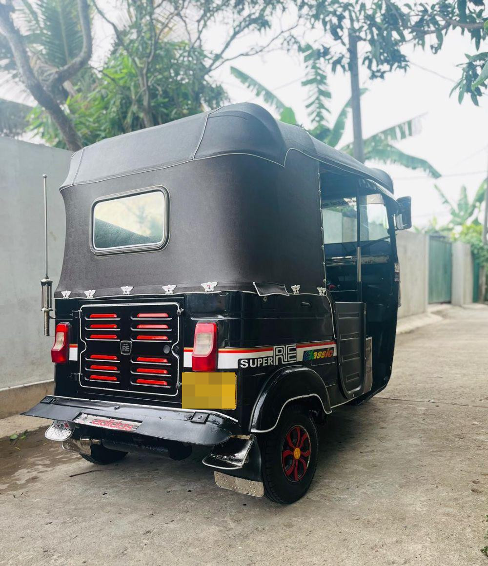 Bajaj Three Wheel 2019 - Used Three wheeler sale in Sri Lanka - patpat.lk
