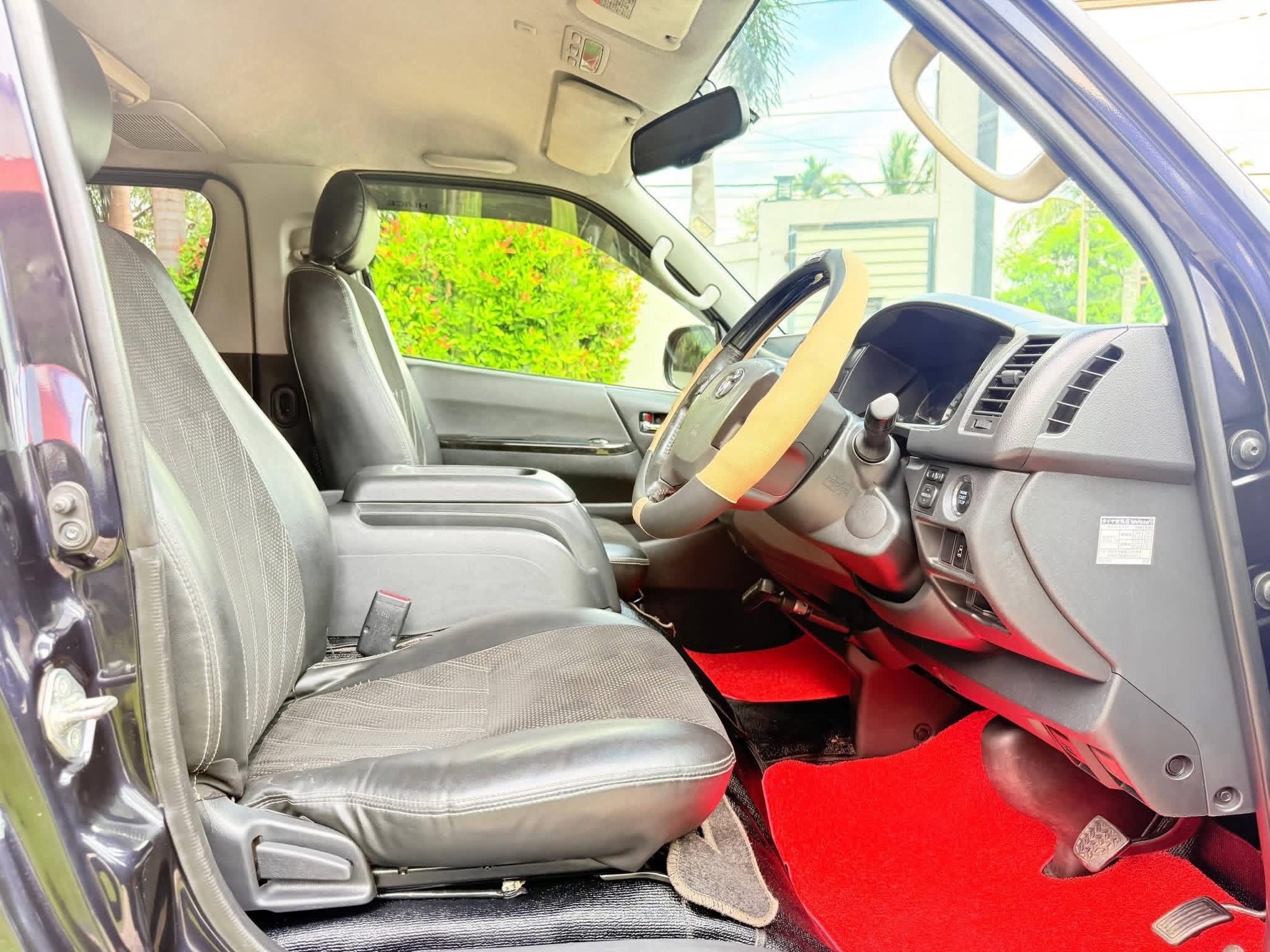 Toyota Hiace 2015 - Used Van sale in Sri Lanka - patpat.lk