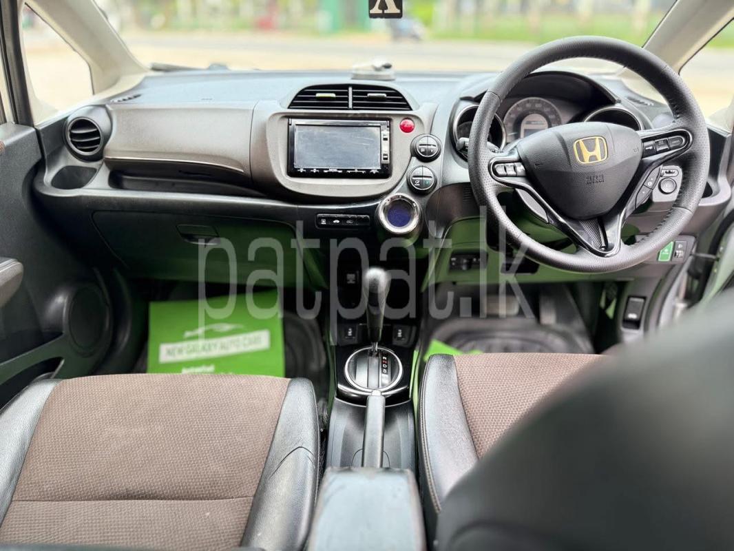 Advertisement image 6