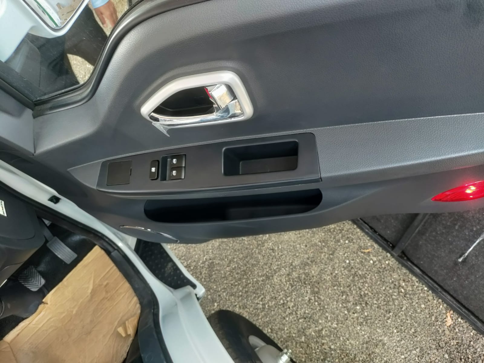 Advertisement image 4