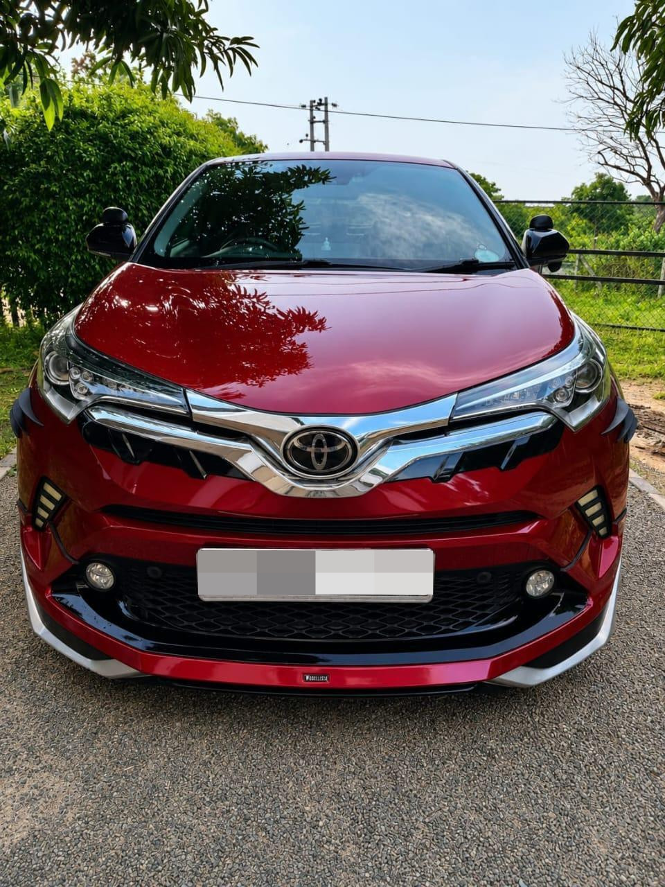 Toyota CHR 2017 - Used SUV sale in Sri Lanka - patpat.lk
