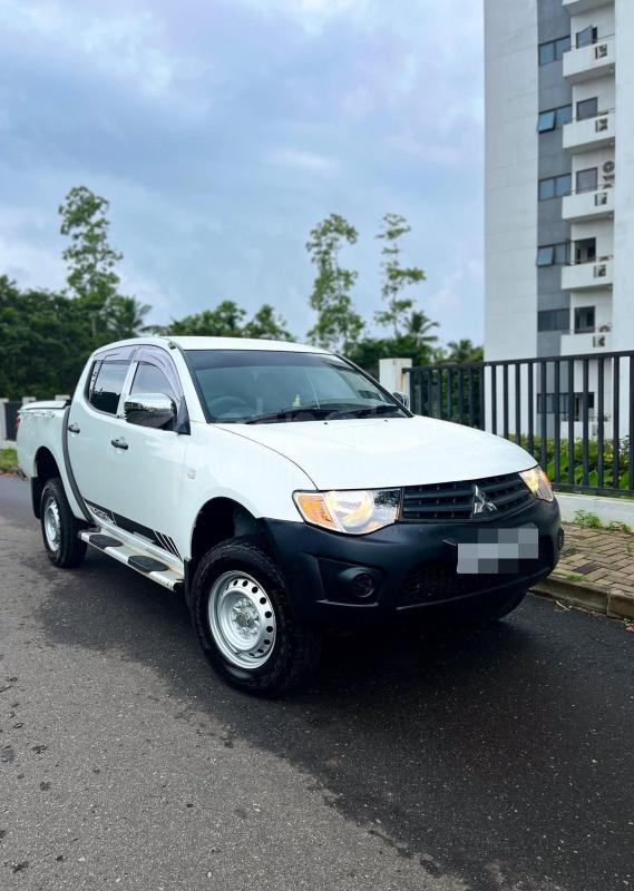 Mitsubishi L200 2011 - භාවිතා කරන ලද භාණ්ඩ ප්‍රවාහන sale in Sri Lanka - patpat.lk