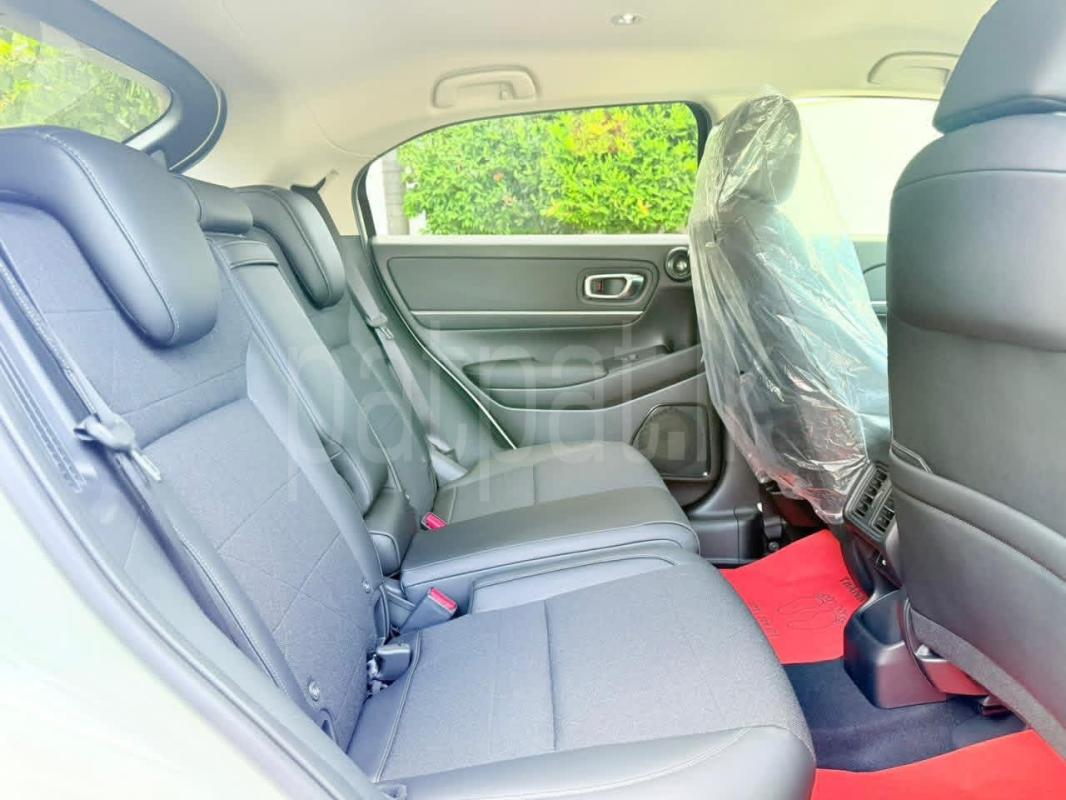 Advertisement image 6