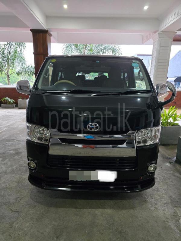 Toyota Super GL 2015 - பயன்படுத்தப்பட்டது வேன் sale in Sri Lanka - patpat.lk