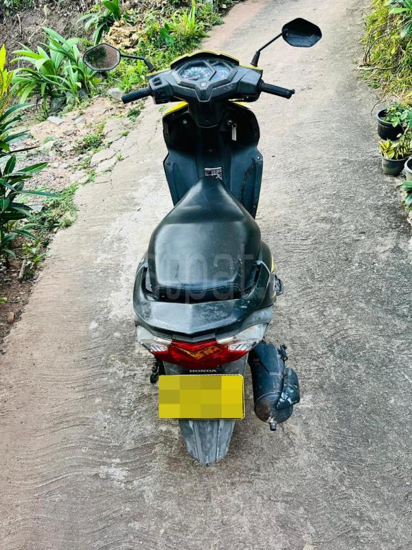 Advertisement image 4