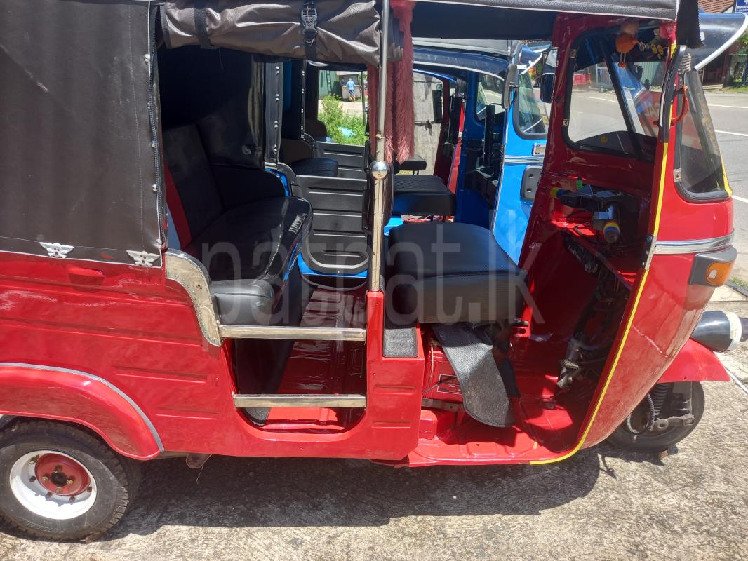 Bajaj Three Wheel 2007 - பயன்படுத்தப்பட்டது முச்சக்கர வண்டி sale in Sri Lanka - patpat.lk