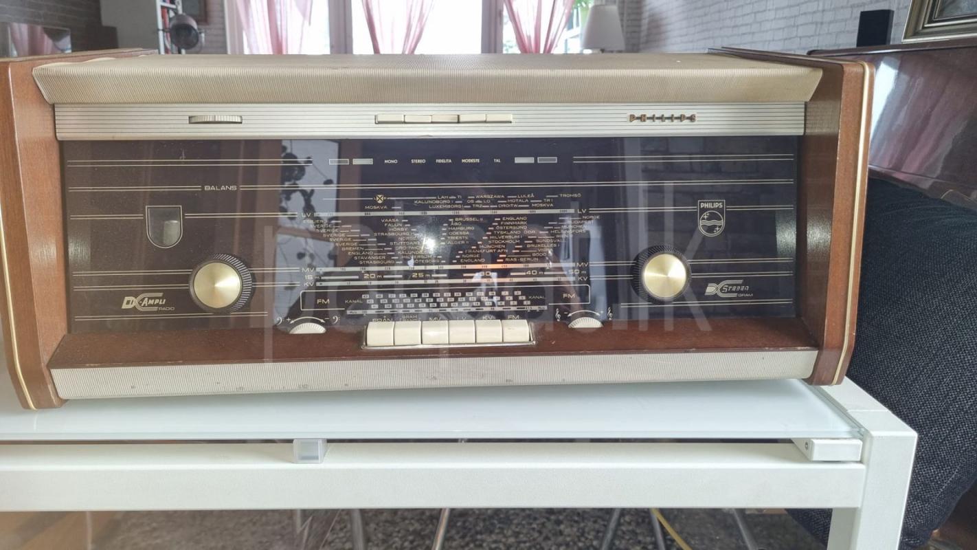 Valve vintage radio ads-image-1