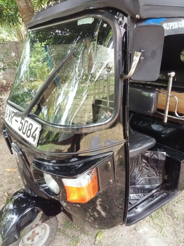 Bajaj 4 stroke 2011 - භාවිතා කරන ලද ත්‍රිරෝද රථය sale in Sri Lanka - patpat.lk