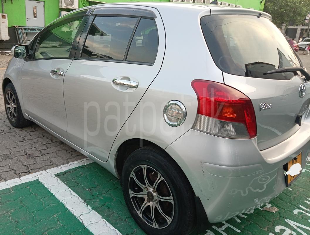Toyota Vitz 2007 - பயன்படுத்தப்பட்டது கார் sale in Sri Lanka - patpat.lk