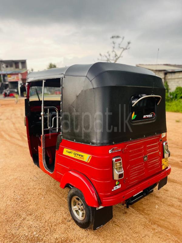 Bajaj Three Wheel 2015 - Used Three wheeler sale in Sri Lanka - patpat.lk