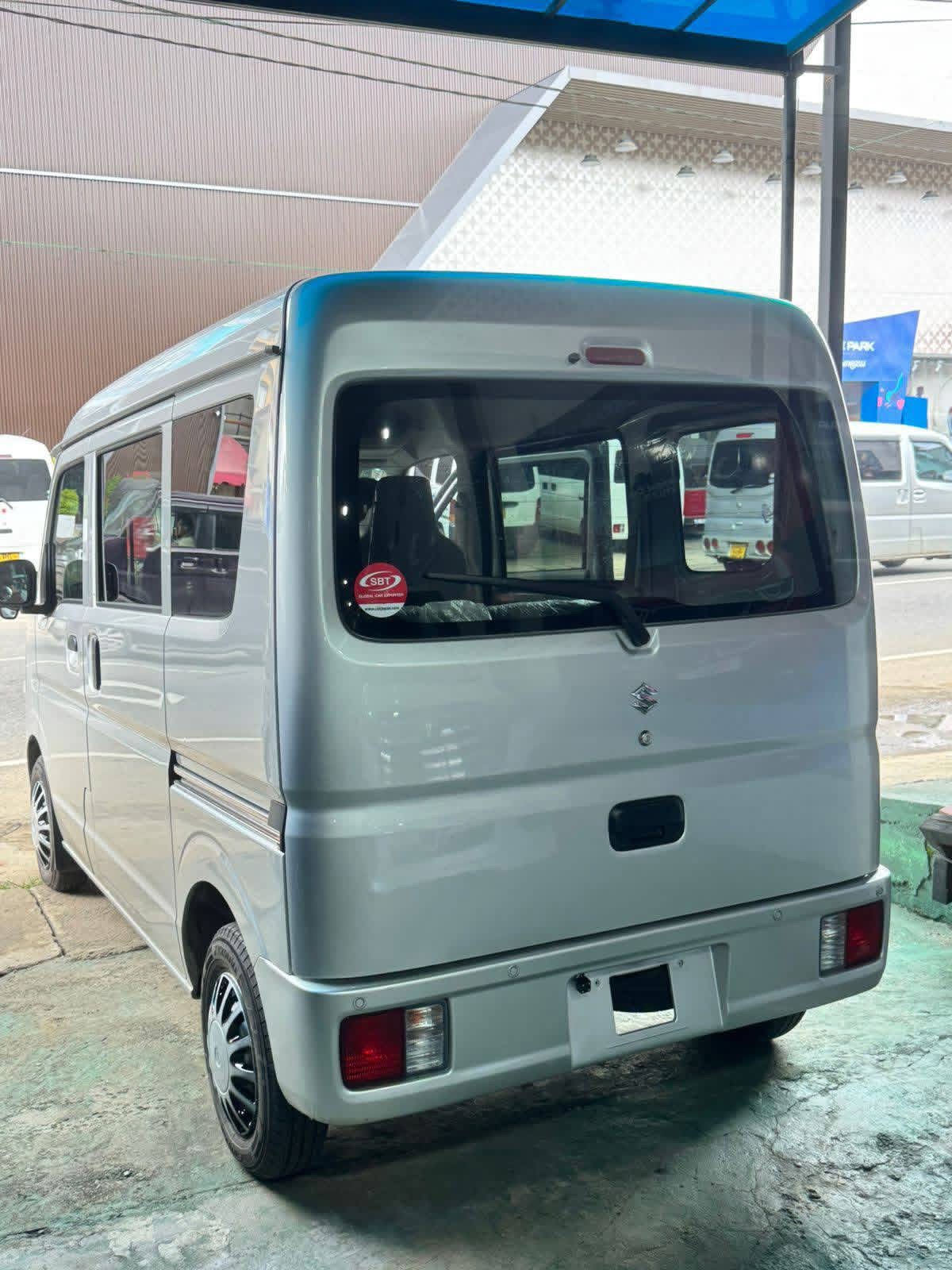 Suzuki Every 2024 - பயன்படுத்தப்பட்டது வேன் sale in Sri Lanka - patpat.lk
