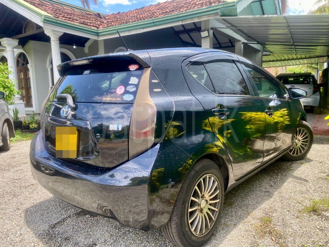 Toyota Aqua 2012 - பயன்படுத்தப்பட்டது கார் sale in Sri Lanka - patpat.lk