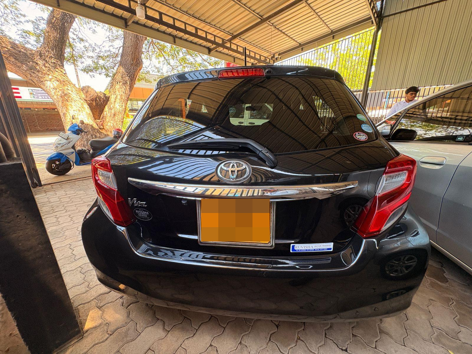 Toyota Vitz 2015 - Used Car sale in Sri Lanka - patpat.lk