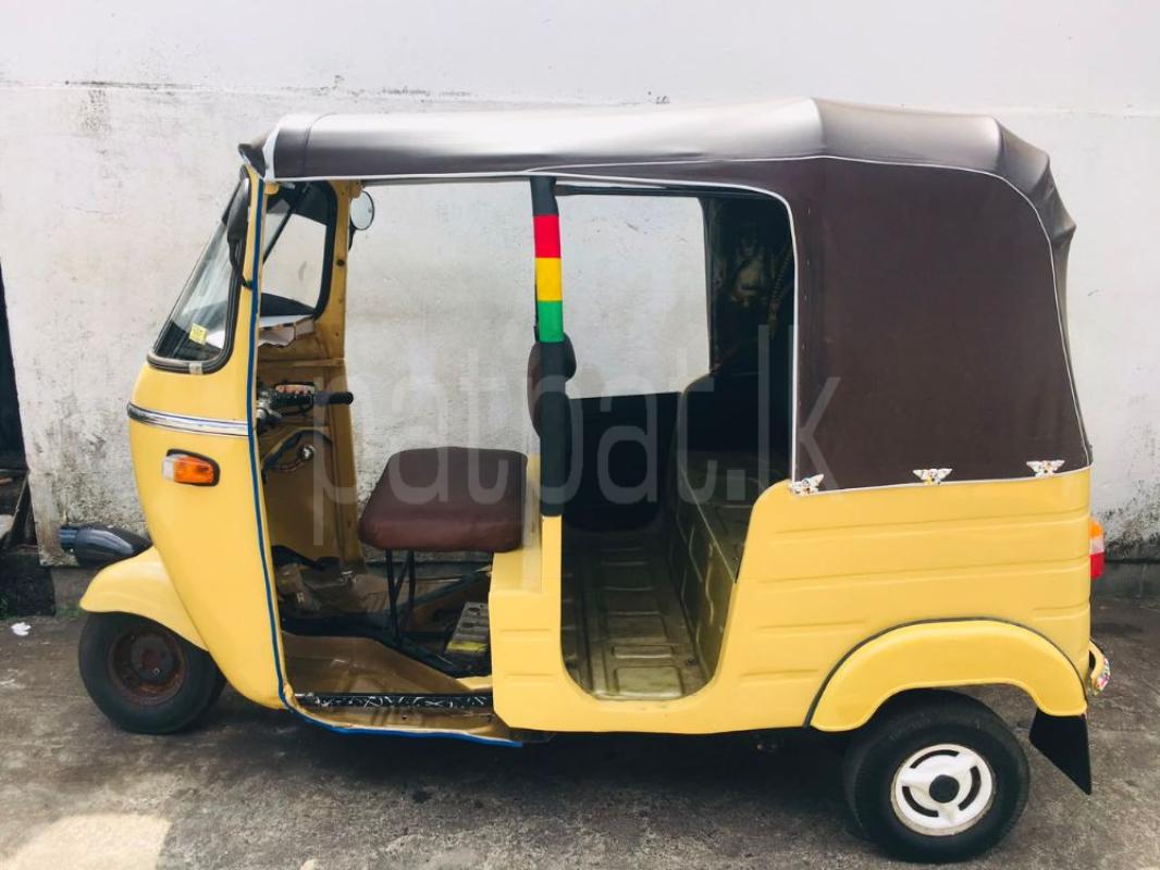 Bajaj 2 stroke 2000 - Used Three wheeler sale in Sri Lanka - patpat.lk
