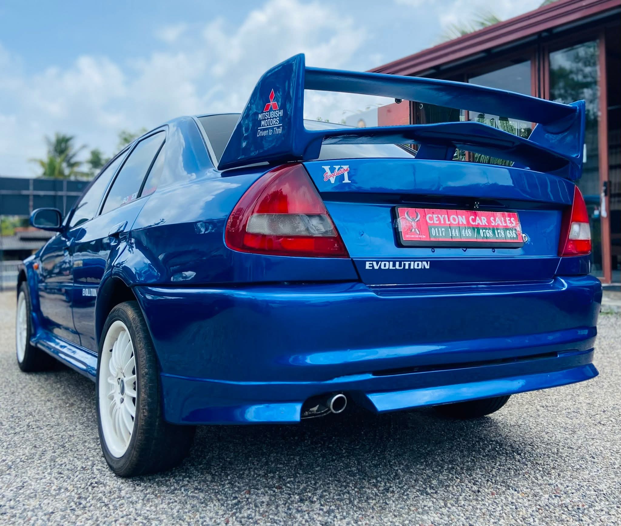 Mitsubishi Lancer 2001 - Used Car sale in Sri Lanka - patpat.lk