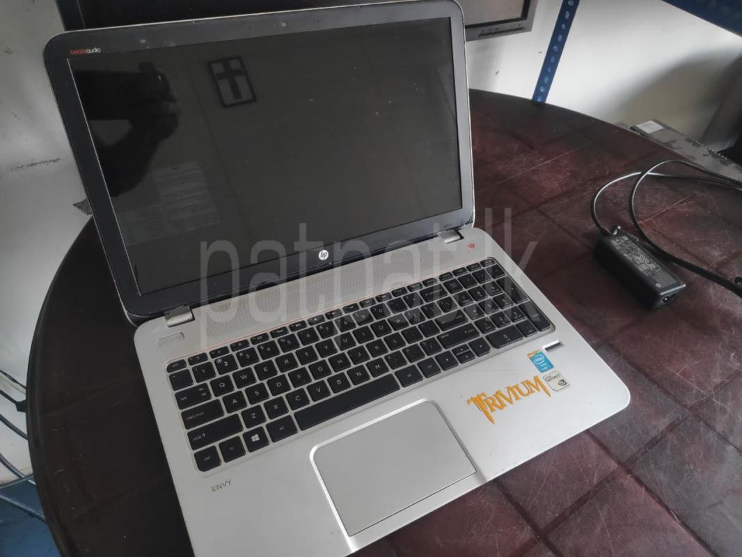 i7 Laptop (12GB Ram/FingerPrint)