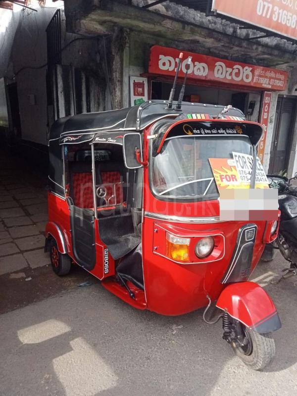 Bajaj 4 stroke 2009 - Used Three wheeler sale in Sri Lanka - patpat.lk