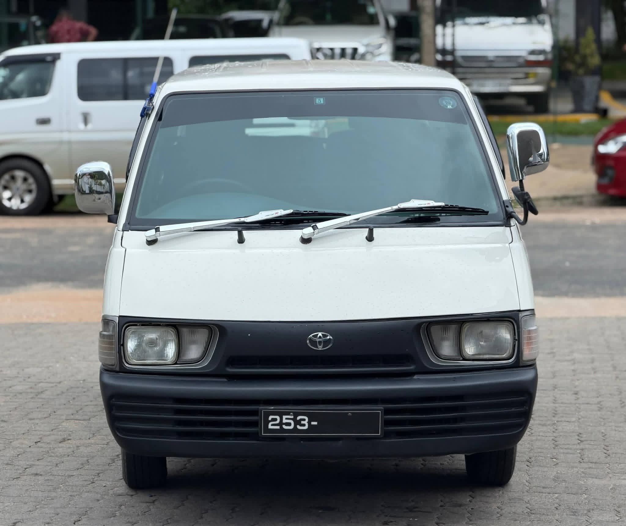 Toyota TownAce 1994 - Used Van sale in Sri Lanka - patpat.lk