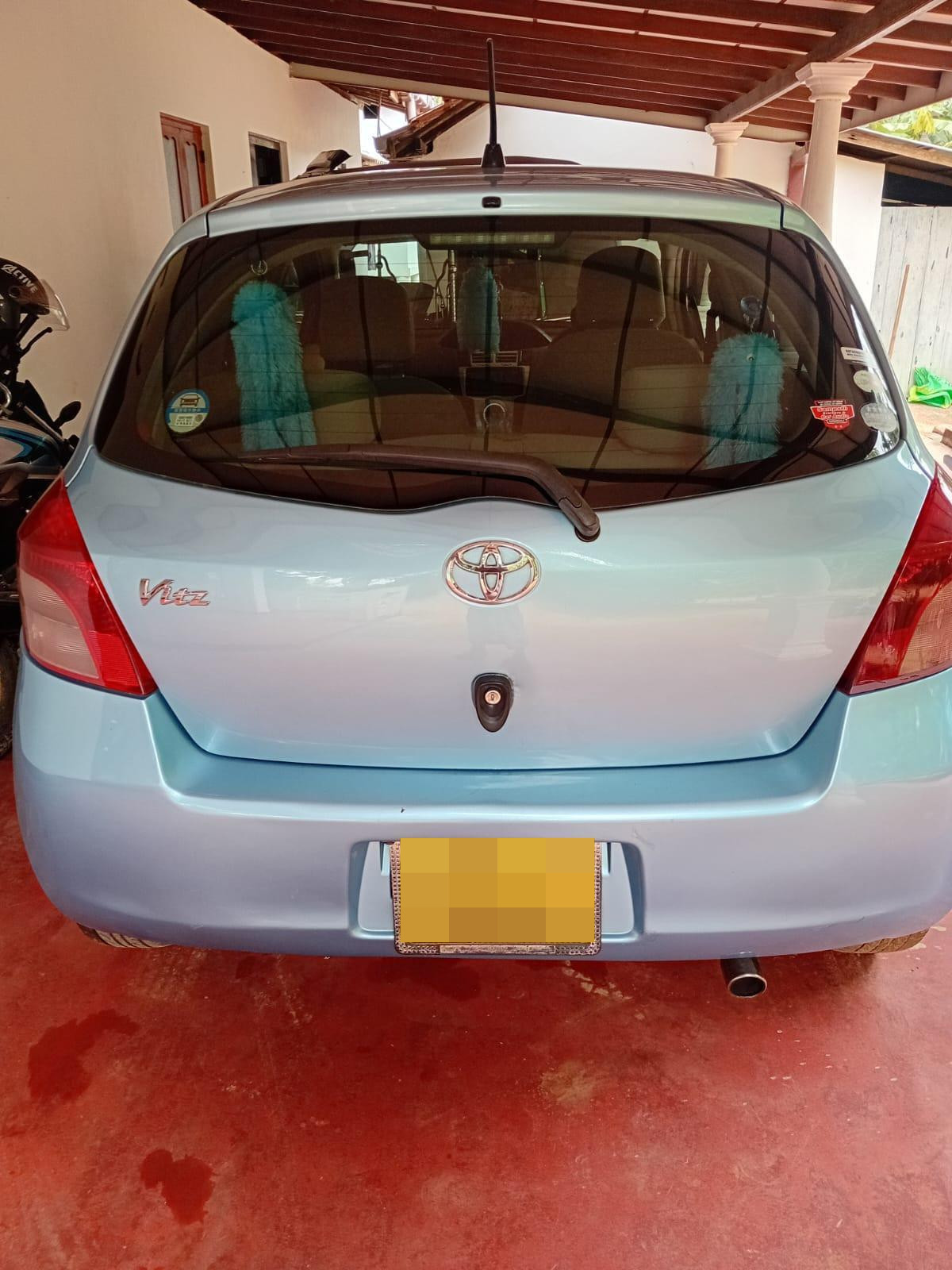 Toyota Vitz 2006 - பயன்படுத்தப்பட்டது கார் sale in Sri Lanka - patpat.lk