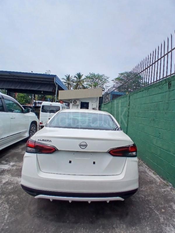 Advertisement image 6