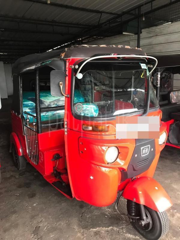 Bajaj Three Wheel 2015 - பயன்படுத்தப்பட்டது முச்சக்கர வண்டி sale in Sri Lanka - patpat.lk