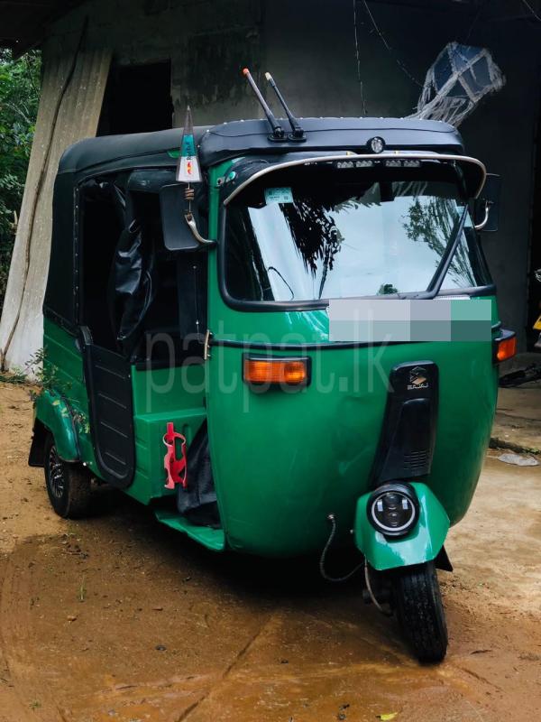 Bajaj 2 stroke 2003 - භාවිතා කරන ලද ත්‍රිරෝද රථය sale in Sri Lanka - patpat.lk