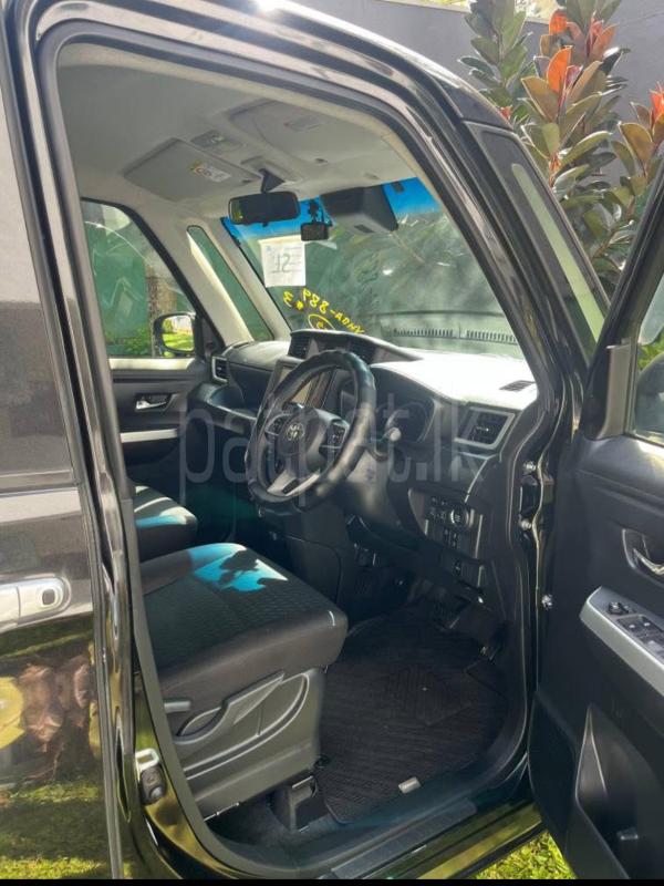 Toyota Roomy 2024 - சான்றளிக்கப்பட்டது வேன் sale in Sri Lanka - patpat.lk