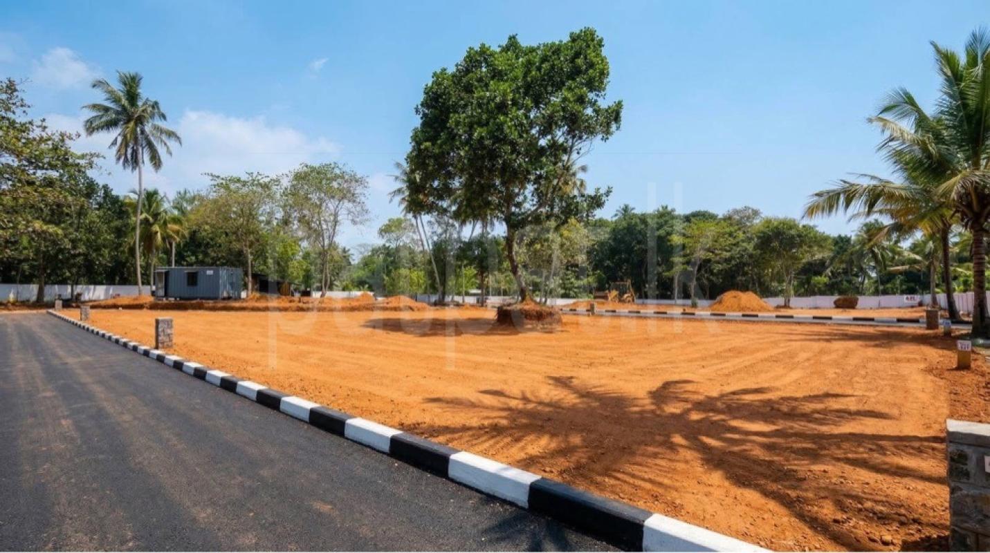 Residential Land for Sale in Kaluaggala