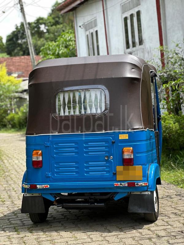 Bajaj Three Wheel 2009 - பயன்படுத்தப்பட்டது முச்சக்கர வண்டி sale in Sri Lanka - patpat.lk
