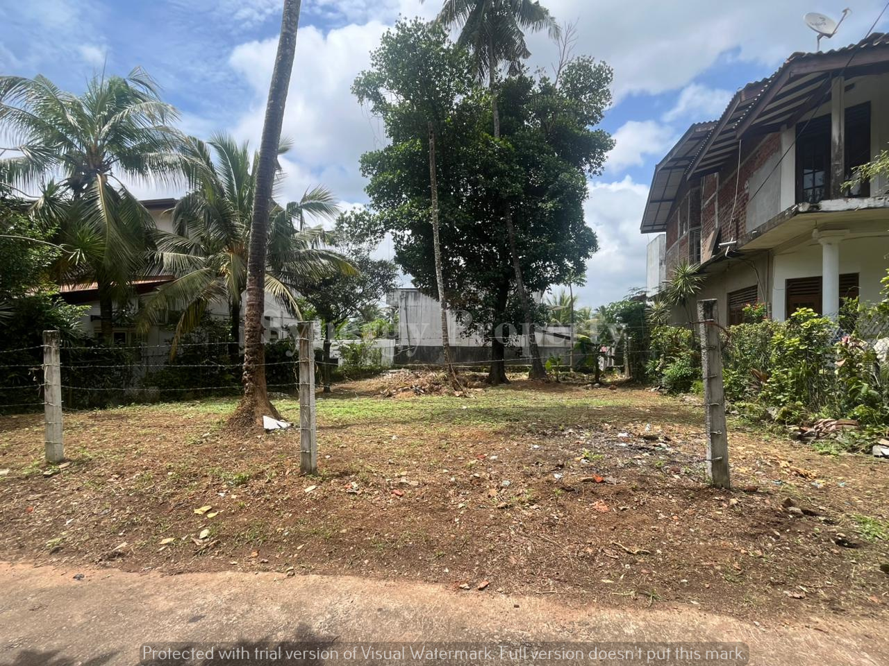 Residential Land for Sale in Kadawatha ads-image-1