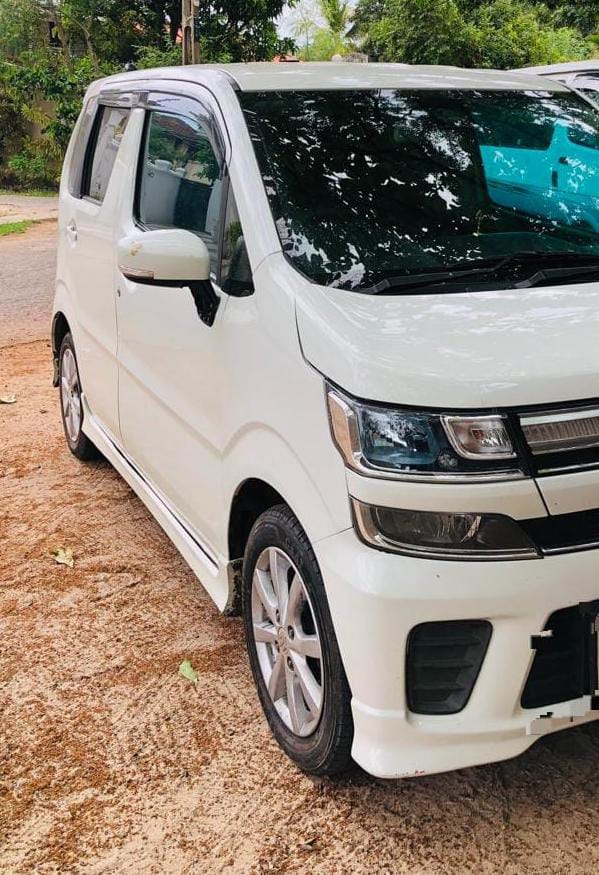 Suzuki Wagon R 2018 - භාවිතා කරන ලද කාර් sale in Sri Lanka - patpat.lk