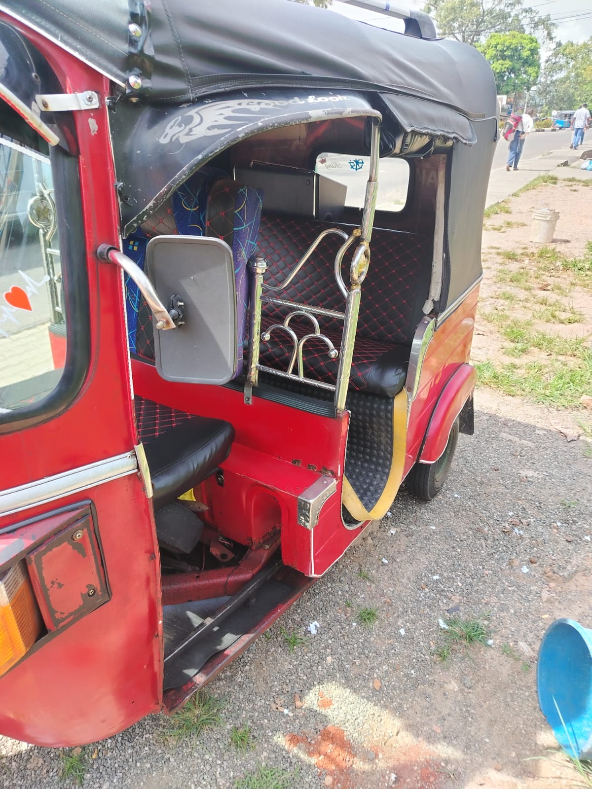Bajaj Three Wheel 2011 - Used Three wheeler sale in Sri Lanka - patpat.lk