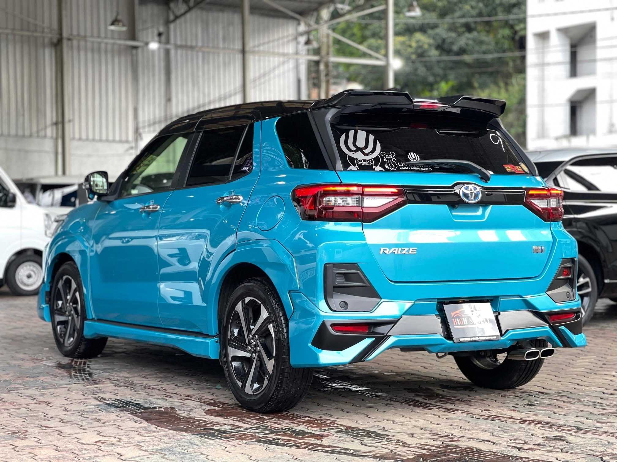 Advertisement image 4