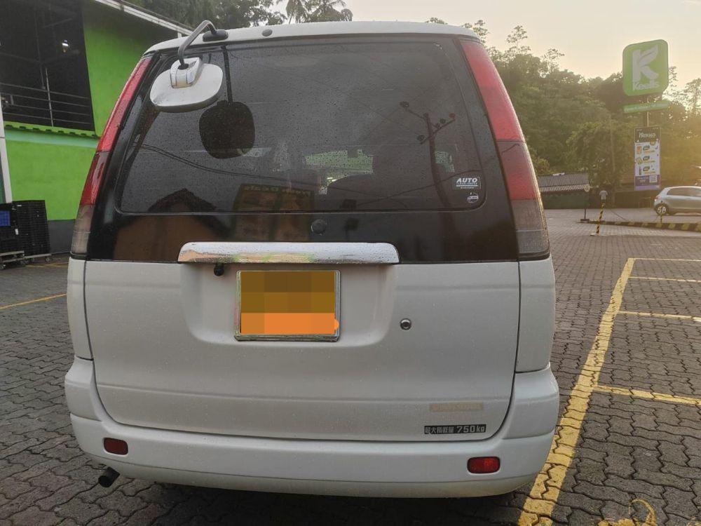 Toyota NOHA 2007 - Used Van sale in Sri Lanka - patpat.lk