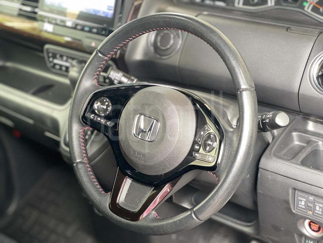 Advertisement image 3