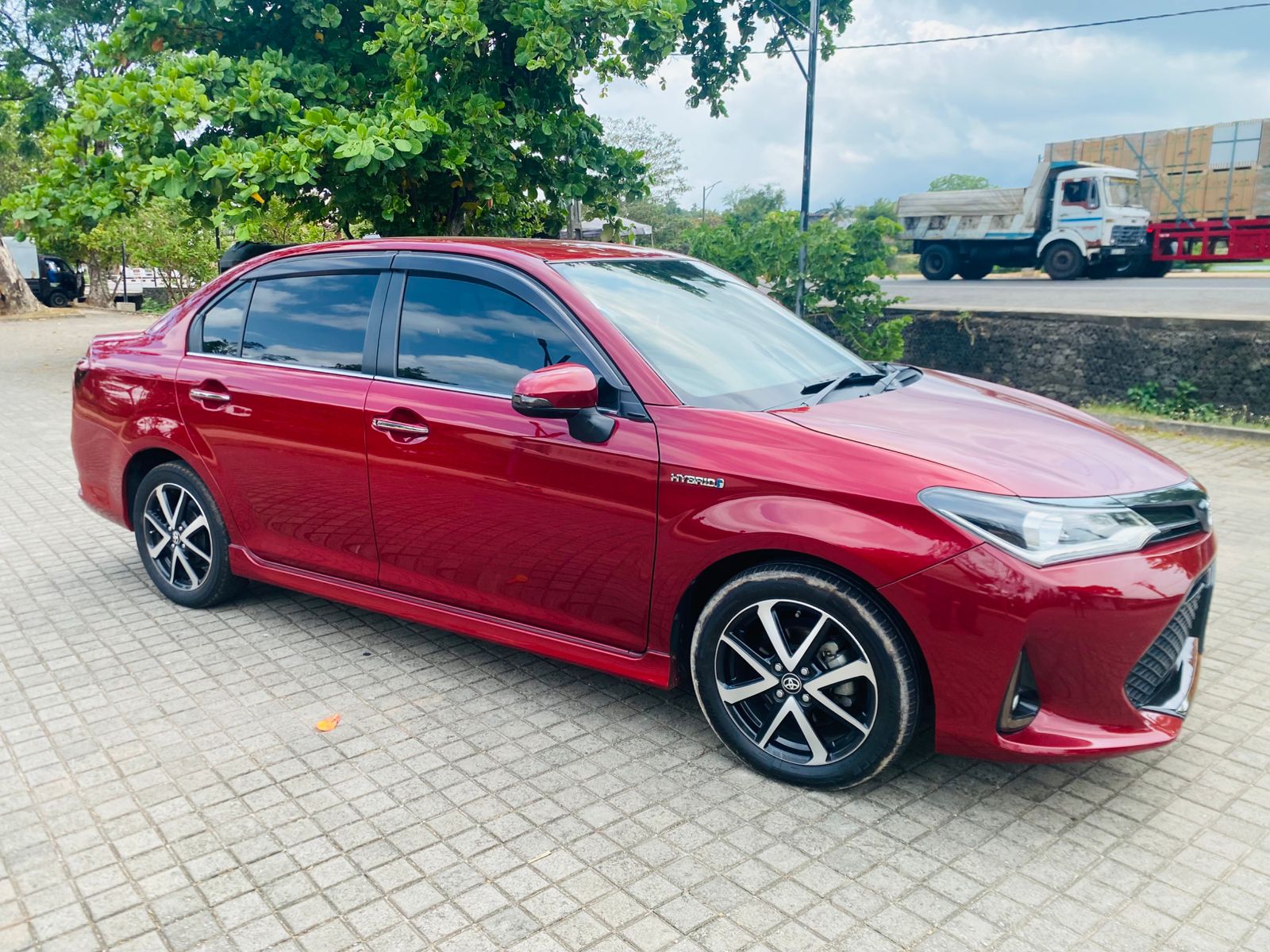 Toyota Axio 2018 - Used Car sale in Sri Lanka - patpat.lk