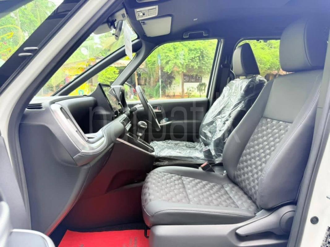 Advertisement image 6