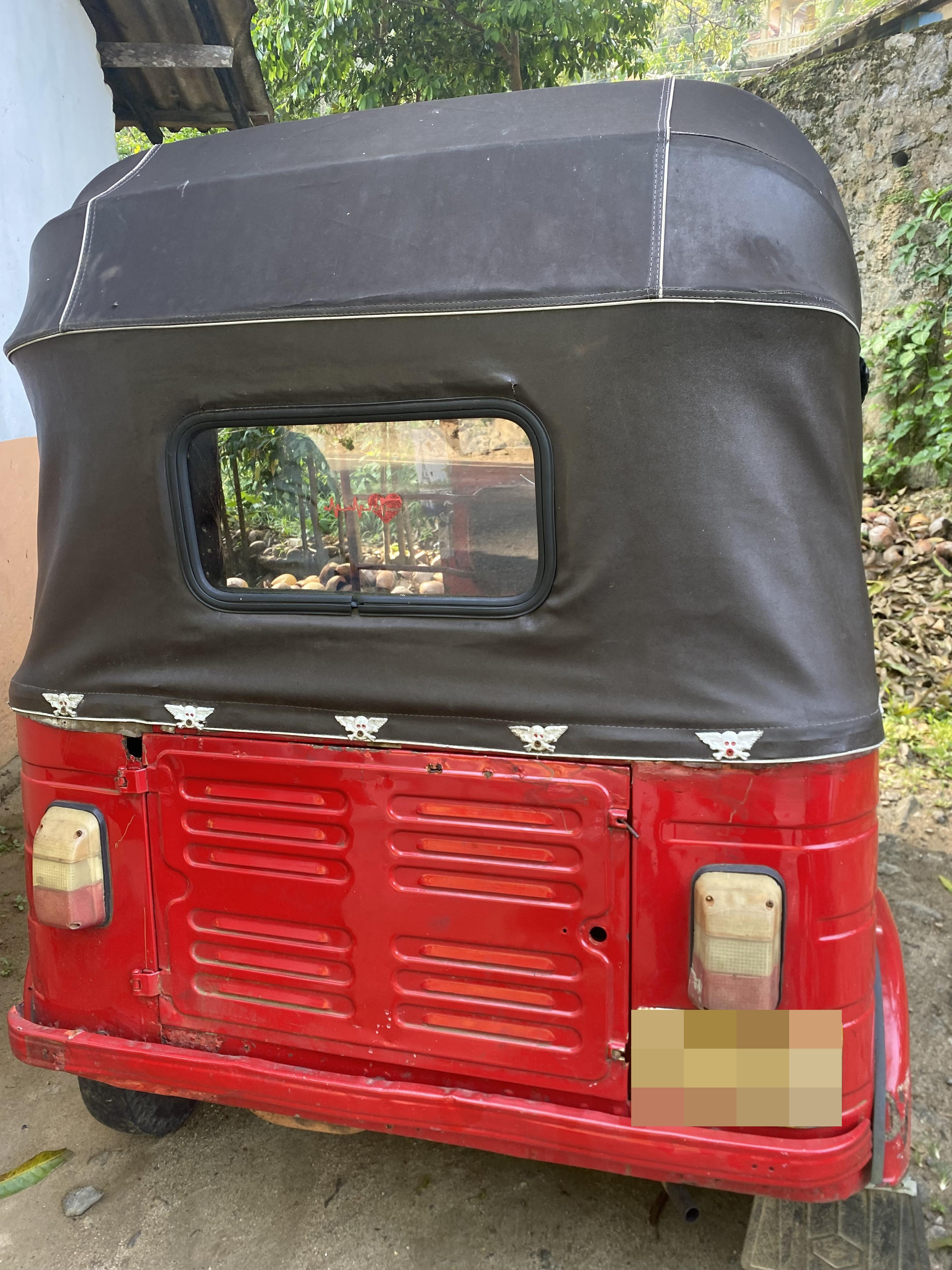 Bajaj Three Wheel 2003 - භාවිතා කරන ලද ත්‍රිරෝද රථය sale in Sri Lanka - patpat.lk