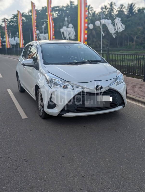 Toyota Vitz 2017 - භාවිතා කරන ලද කාර් sale in Sri Lanka - patpat.lk