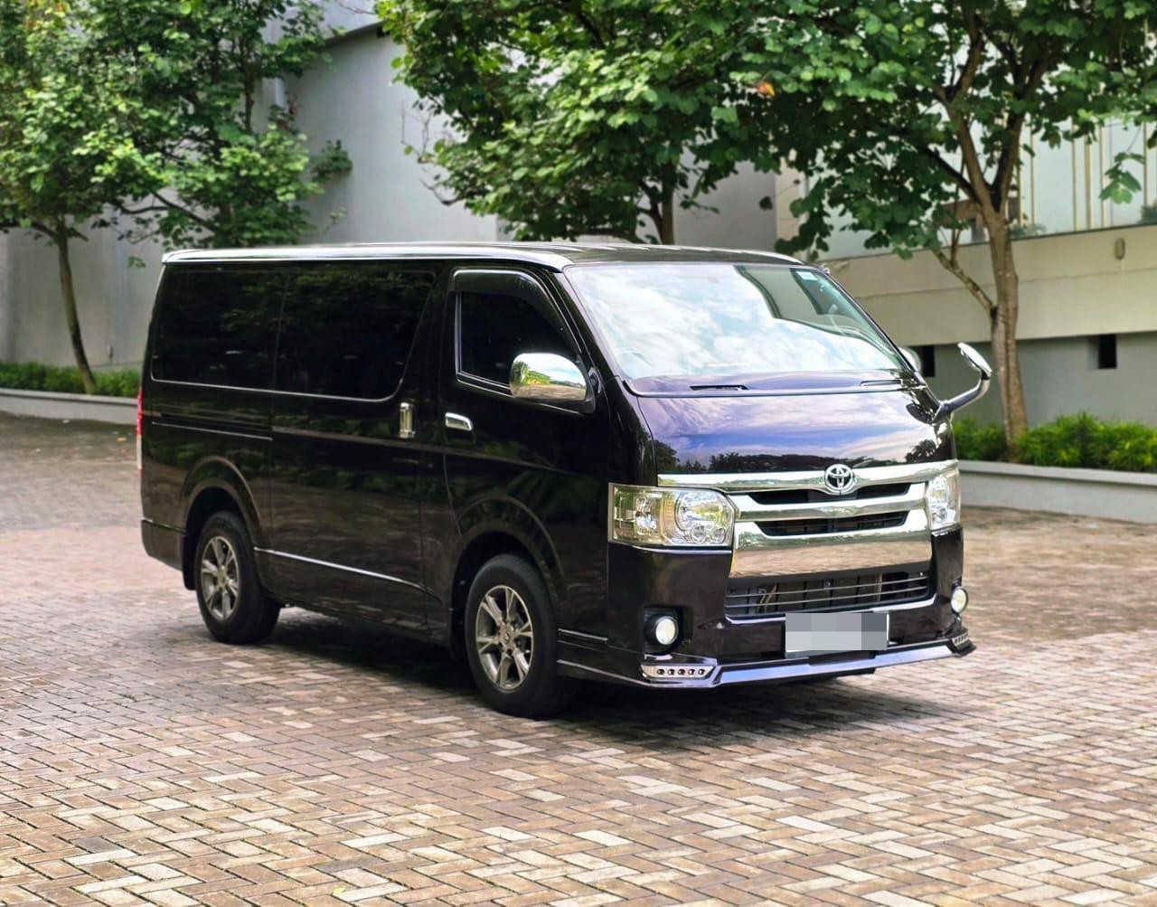 Toyota Hiace 2015 - பயன்படுத்தப்பட்டது வேன் sale in Sri Lanka - patpat.lk