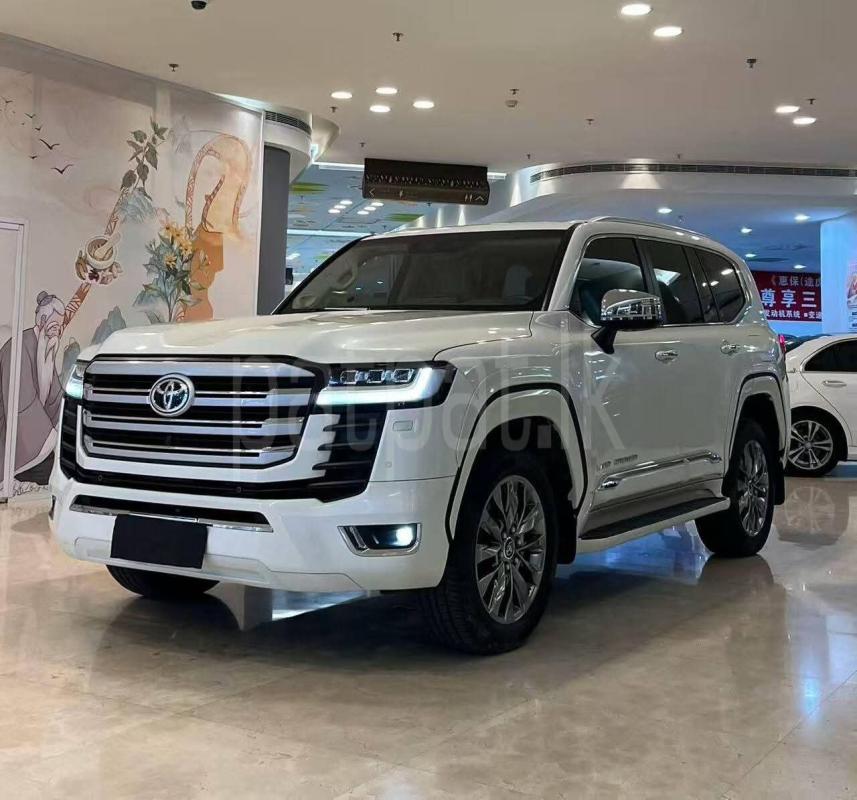 Advertisement image 3