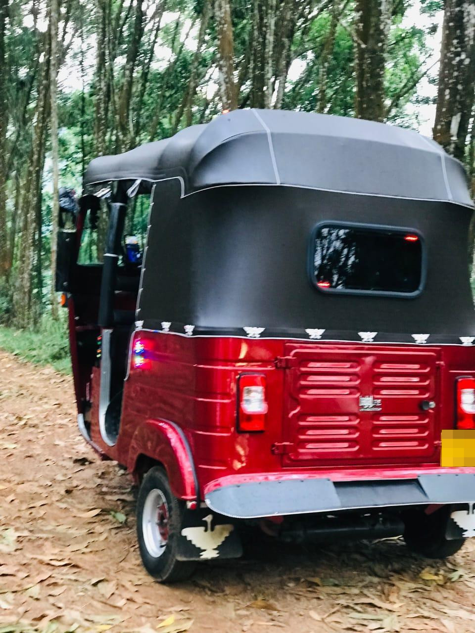 Bajaj Three Wheel 2009 - Used Three wheeler sale in Sri Lanka - patpat.lk