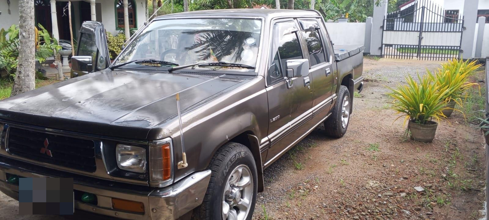 Mitsubishi L200 1990 - භාවිතා කරන ලද භාණ්ඩ ප්‍රවාහන sale in Sri Lanka - patpat.lk
