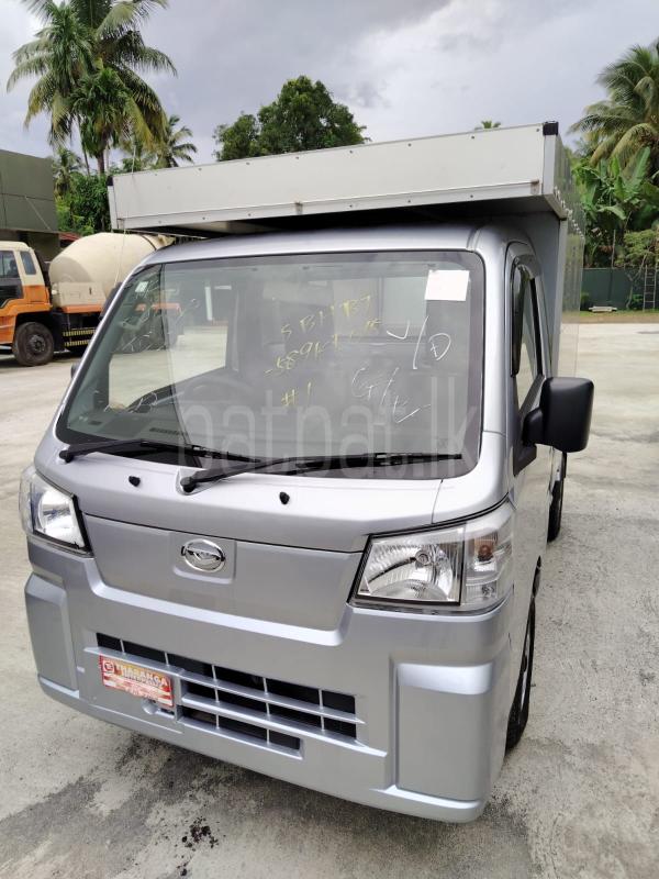 Advertisement image 4