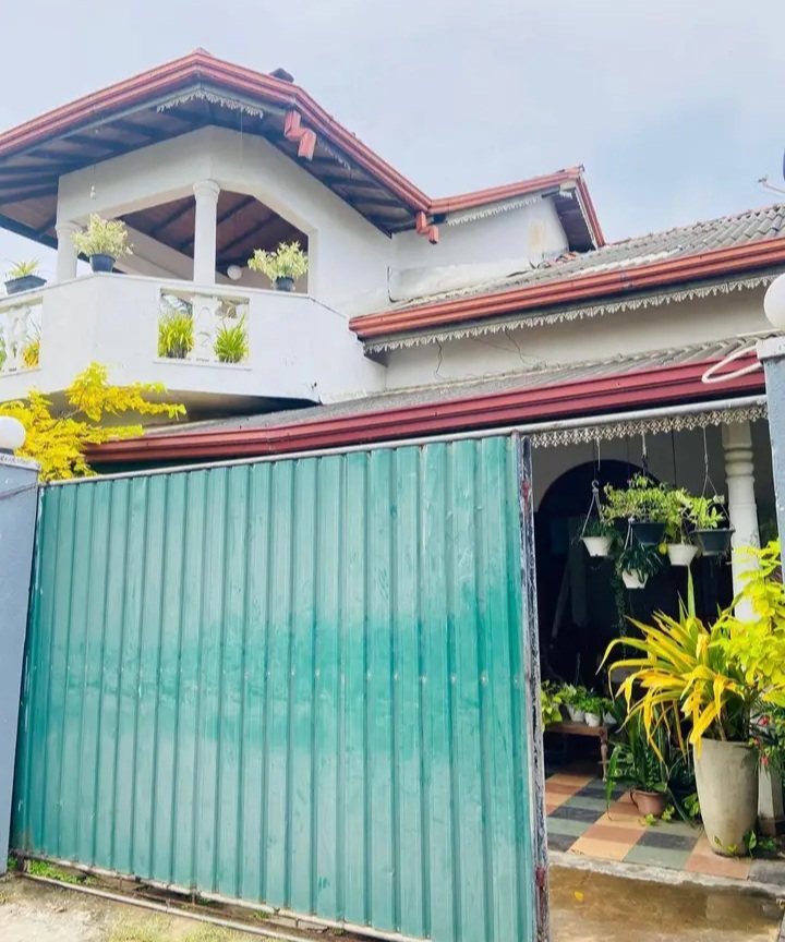 House for Sale in Moratuwa ads-image-1